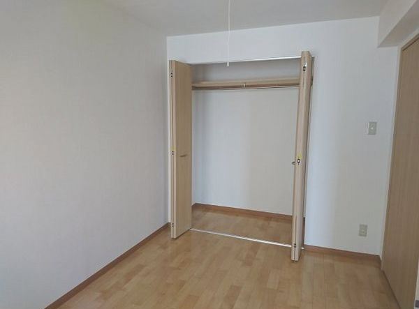 収納　同タイプの内観です。