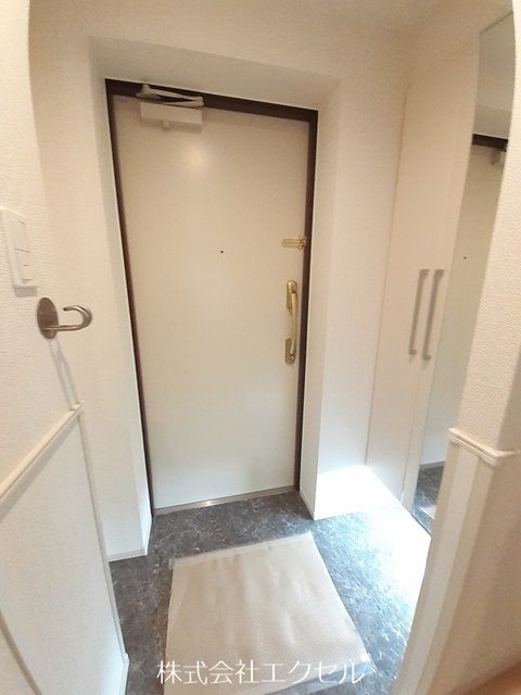 玄関　同等タイプのイメージ画像です。