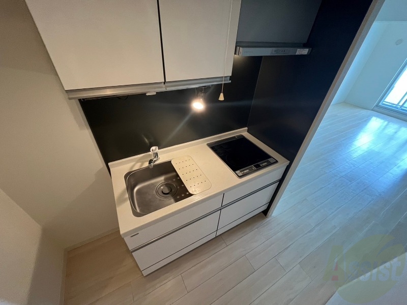 キッチン　ＩＨクッキングヒーターが設置されていて、便利ですね～。