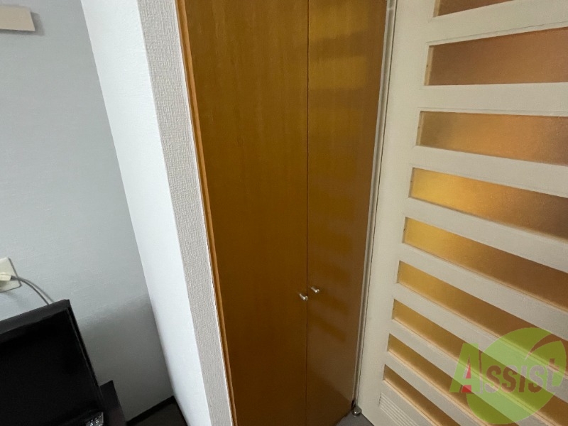 収納　クローゼットはここ一ヶ所になります。広さが気になります。