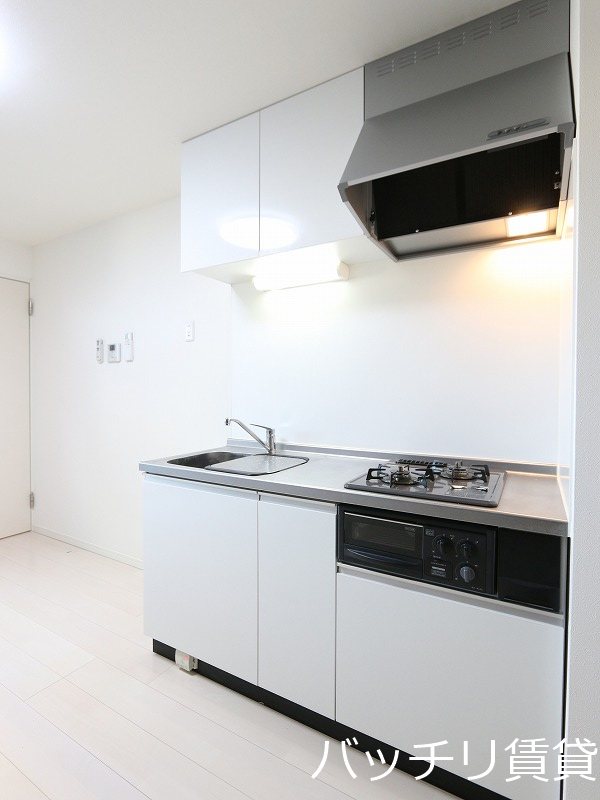 キッチン　同型タイプの為、現状を優先致します。