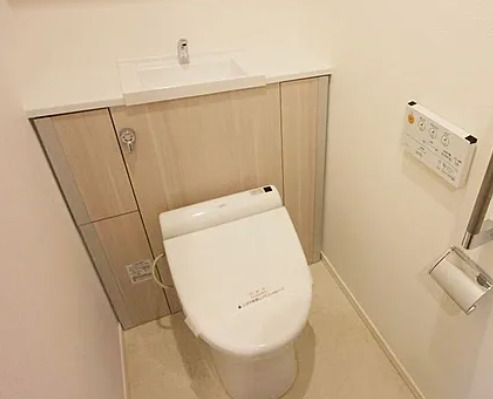 トイレ　別タイプ部屋　参考写真です