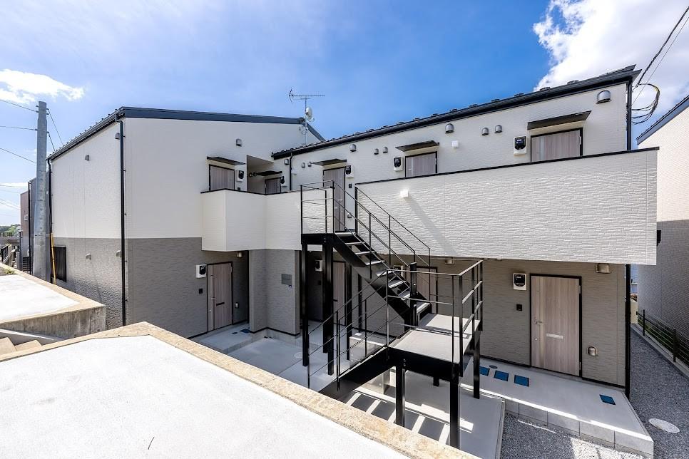 建物外観　未完成の為、完成予想パース