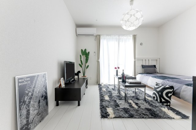 居室・リビング　完成前の為、同シリーズ（同仕様）となり、家具類はイメージです