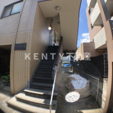 エントランス　建物の内部です