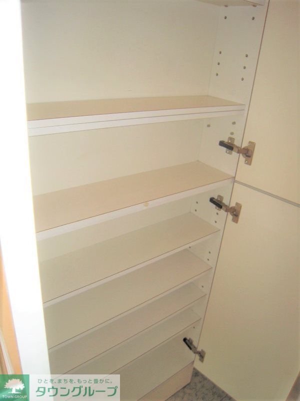 収納　シューズボックス