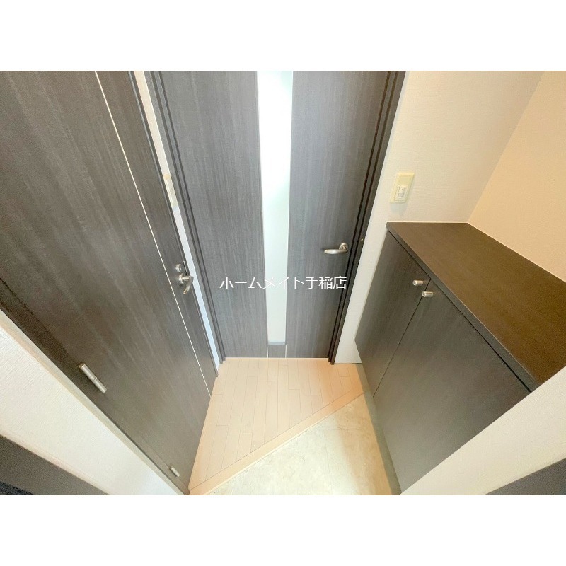 玄関　玄関スペース、シューズボックス付きです♪