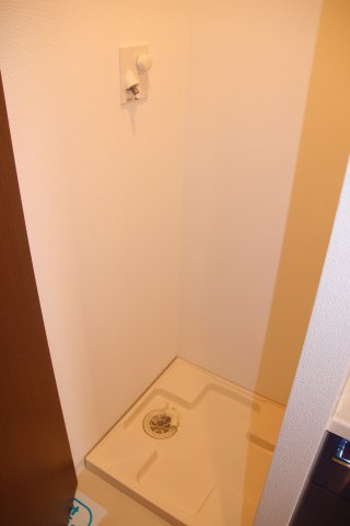 その他設備　洗濯機置場