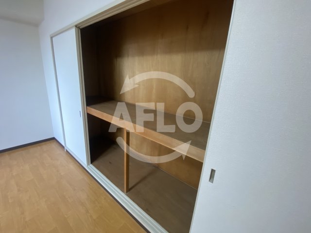 収納　ノアーズアーク緑橋　収納