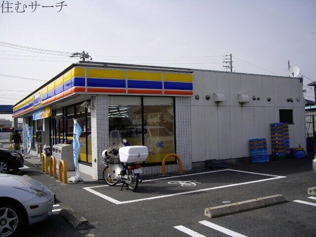 コンビニ　ミニストップ四日市天カ須賀店（コンビニ）まで117m