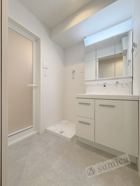 洗面設備　洗面脱衣所付き！独立洗面台が便利です♪♪