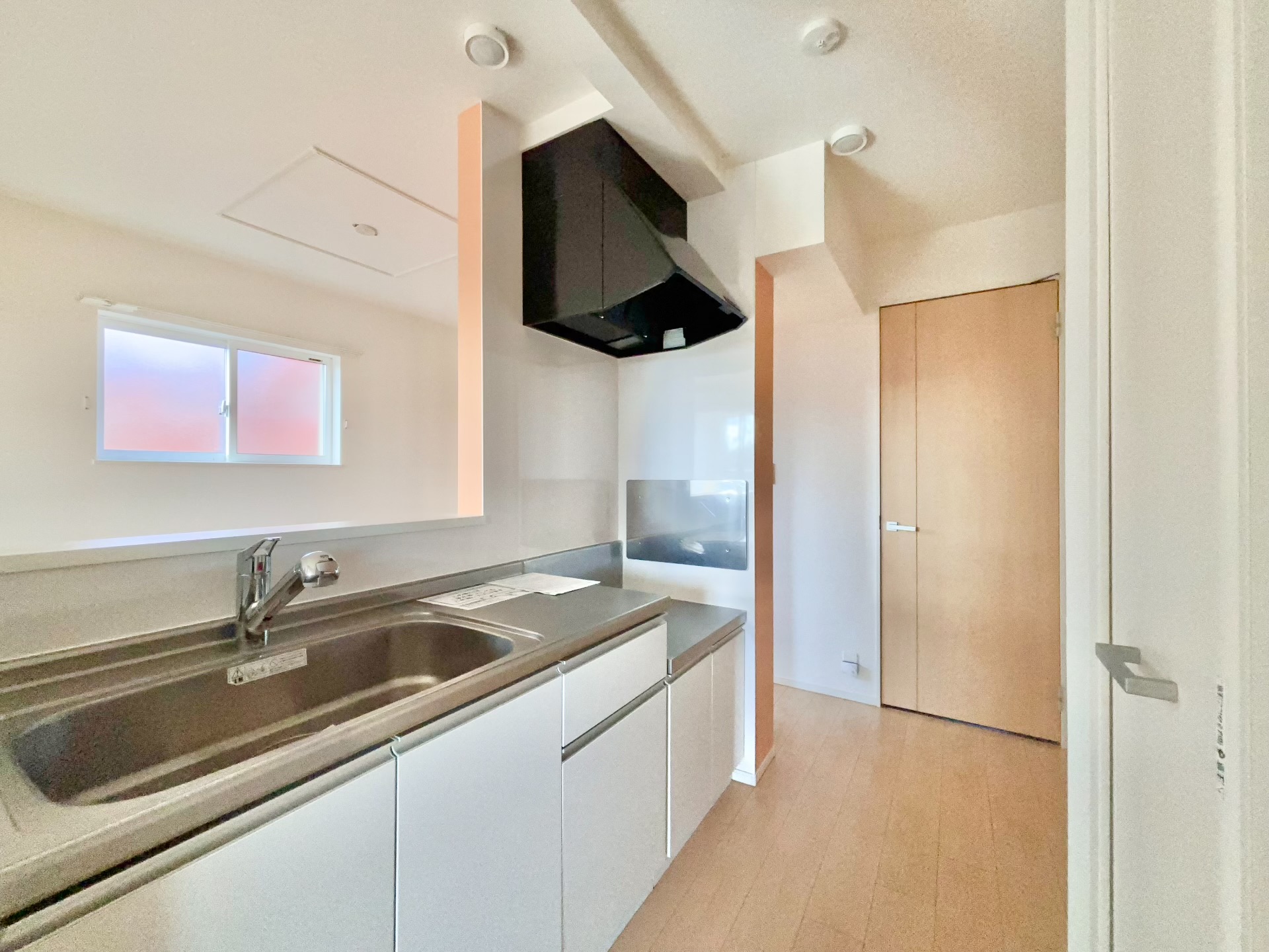 キッチン　ガス２口コンロ設置可