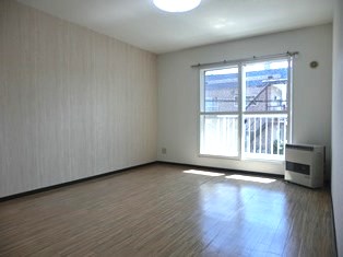 居室・リビング　同タイプ別号室内観です