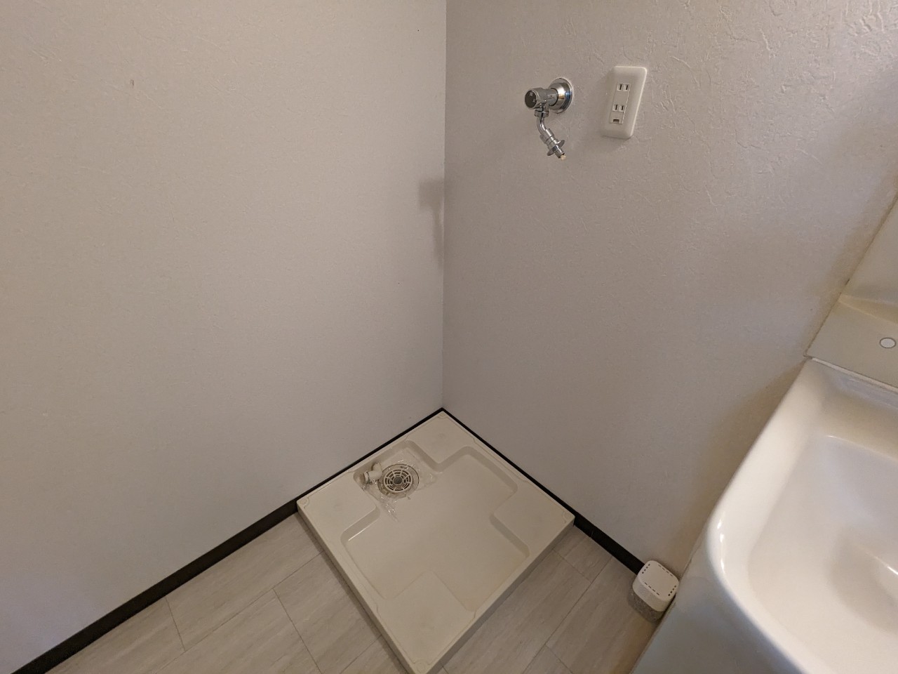 その他設備　内装写真は同型タイプの別のお部屋の写真です（現状優先）