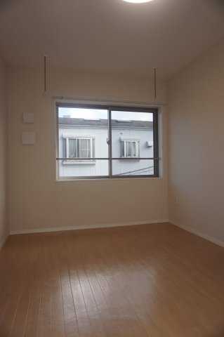 居室・リビング　ライズウィング　洋室