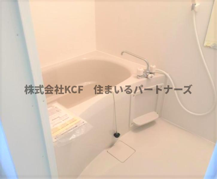 バス・シャワールーム　落ち着いた空間のお風呂です