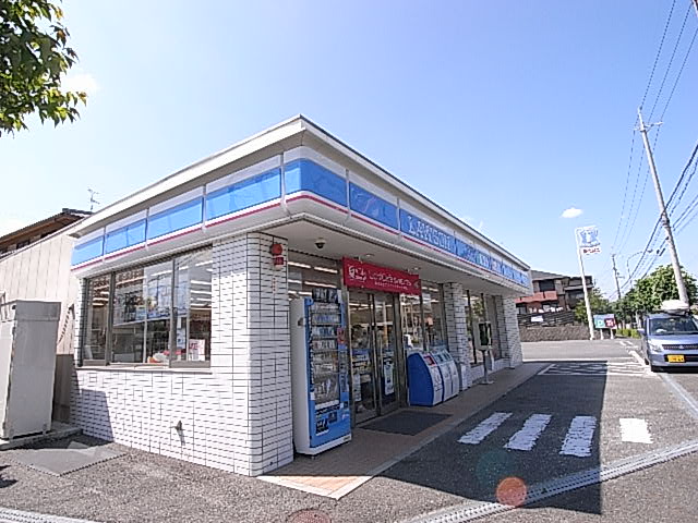 コンビニ　ローソン 広陵馬見北二丁目店（コンビニ）まで667m