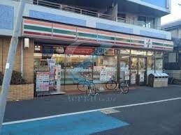 コンビニ　セブンイレブン浦安堀江東店（コンビニ）まで240m