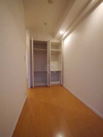 収納　フレンシア外苑西