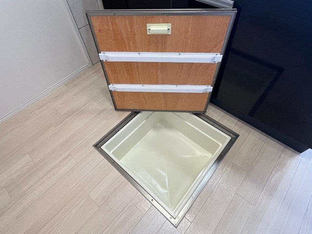 収納　床下収納