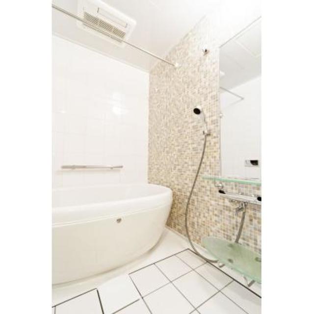 バス・シャワールーム　※写真は同タイプ住戸です。