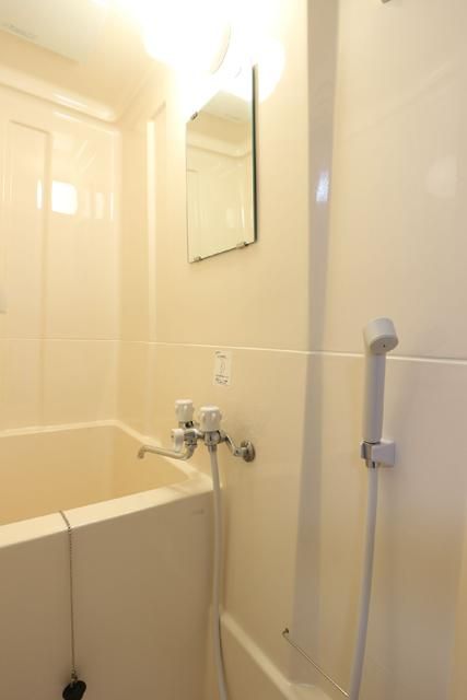 バス・シャワールーム　※同物件・同仕様画像