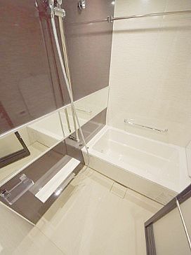 バス・シャワールーム　浴室