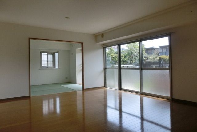 居室・リビング　ＬＤＫ１７.６帖の広々としたリビング