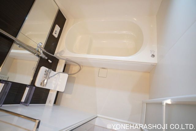 バス・シャワールーム　一坪風呂