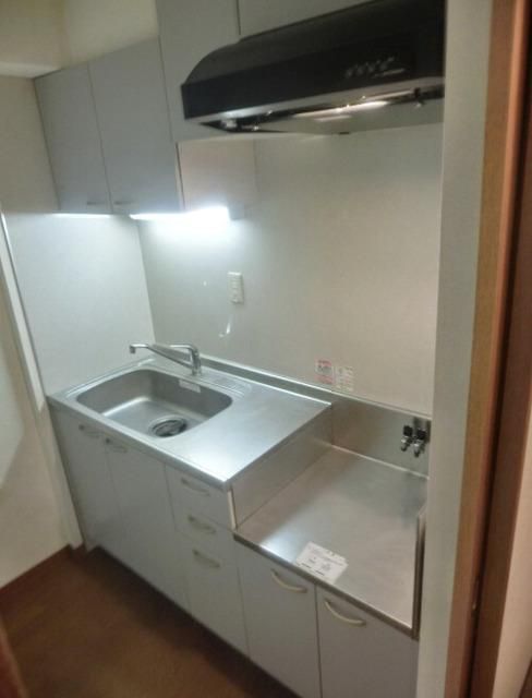 キッチン　広々としたキッチン