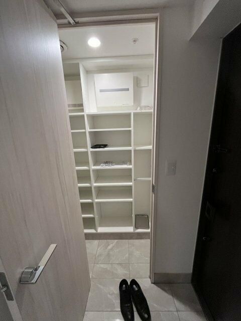 玄関　きれいな玄関です