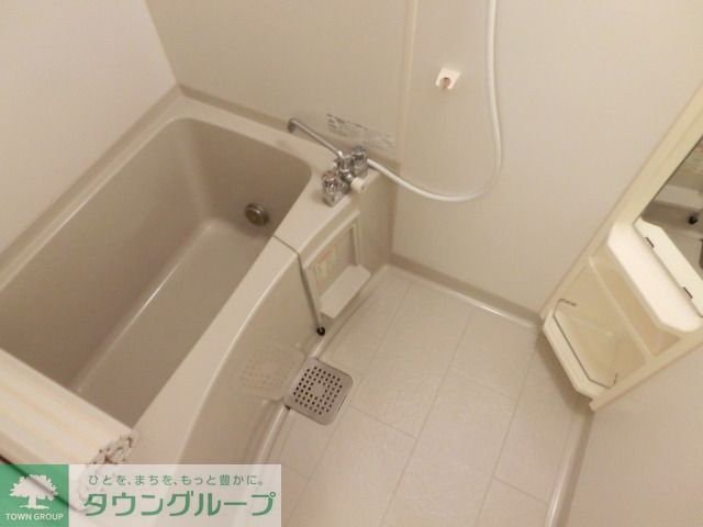 バス・シャワールーム　追い焚き機能付バスルーム