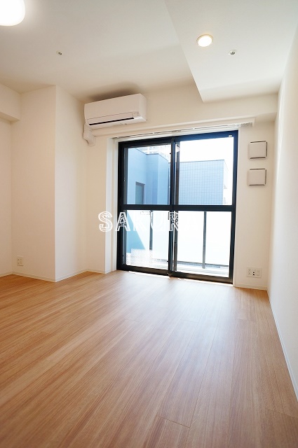 その他設備　室内エアコン付き♪