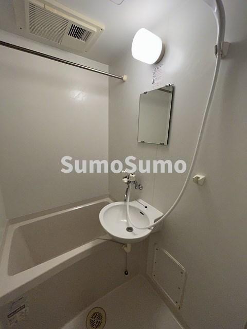 バス・シャワールーム　お風呂です