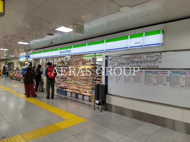 コンビニ　ファミリーマート 青砥駅店（コンビニ）まで61m