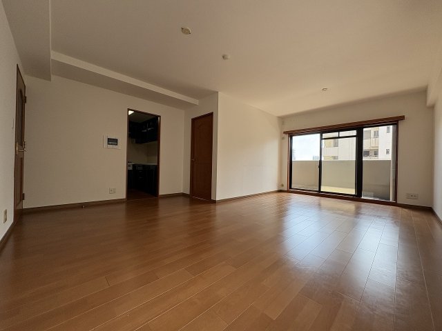 居室・リビング　使いやすい居間です