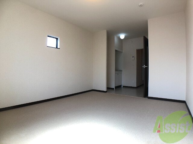 その他部屋・スペース　別角度から洋室を撮影しました。イメージできますか？