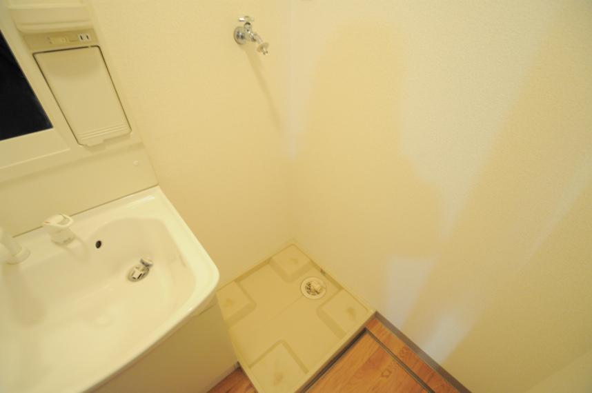 その他　室内洗濯機置場