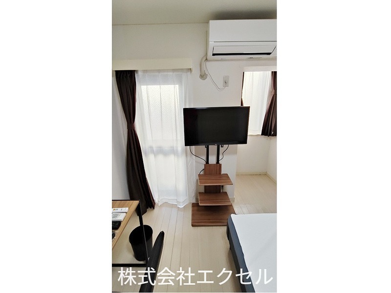 居室・リビング　家具家電付きです。