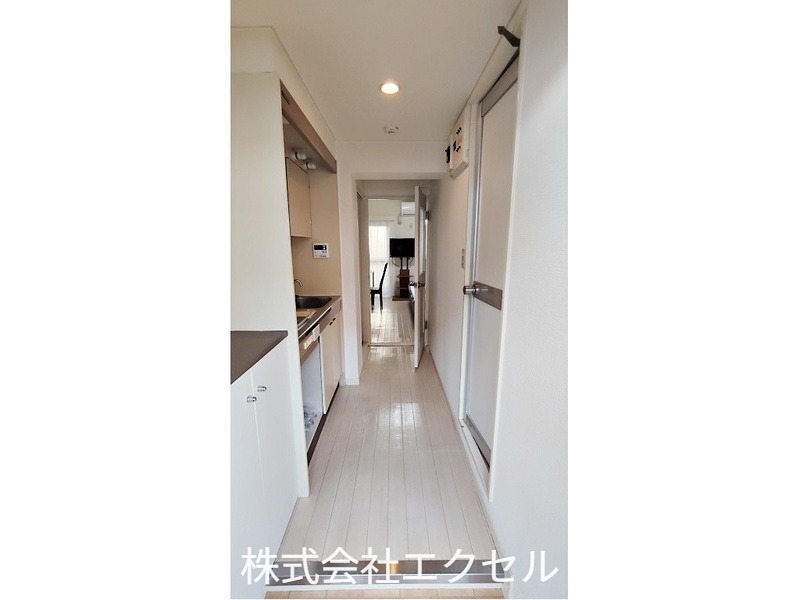 玄関　シューズBOX付です