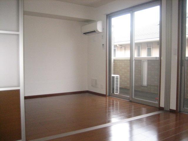 居室・リビング　ダイニング２