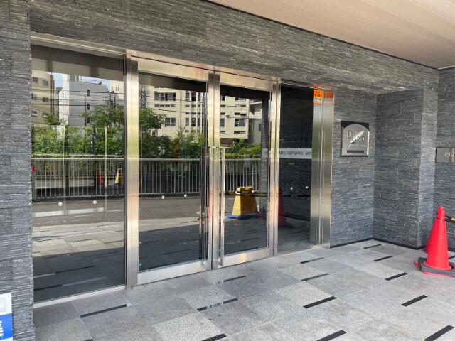 エントランス　ゆとりのあるエントランスです