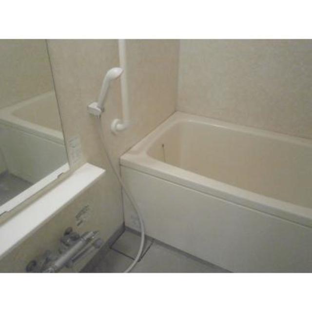 バス・シャワールーム　※写真は同タイプ住戸です。