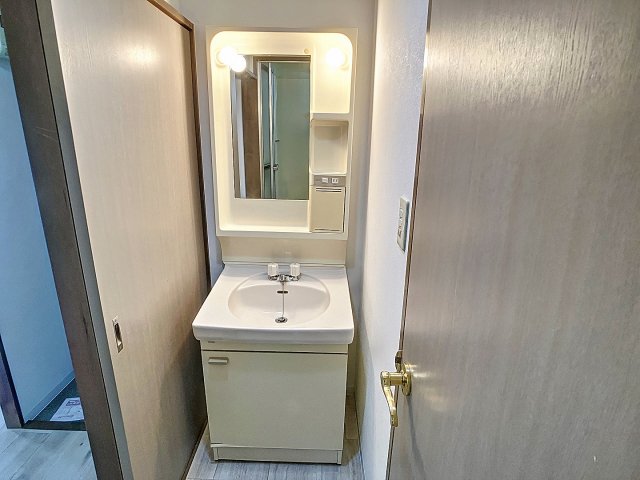 洗面設備　2024年2月撮影※現況を優先致します。