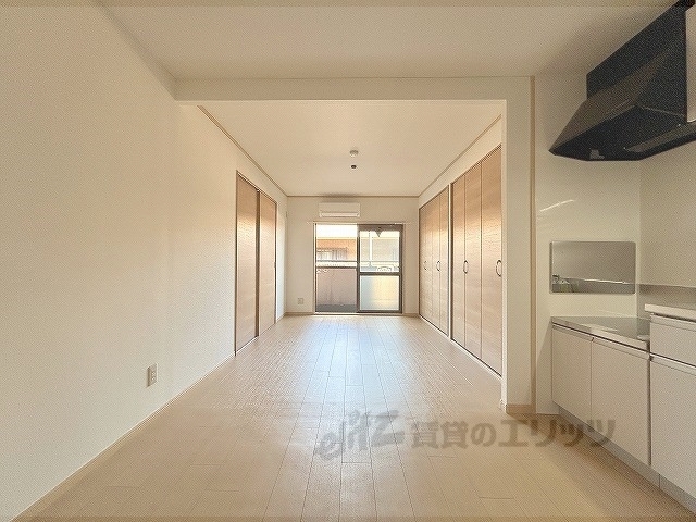 居室・リビング　リビング