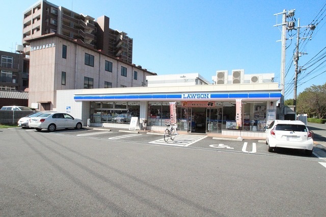 コンビニ　ローソン九品寺５丁目店（コンビニ）まで550m