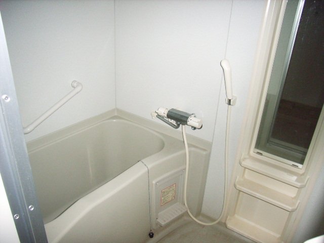 バス・シャワールーム　同物件別号室