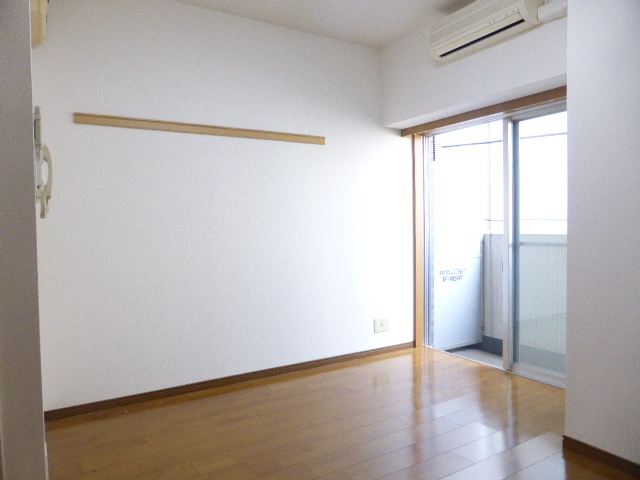 居室・リビング　居室※別部屋参考写真