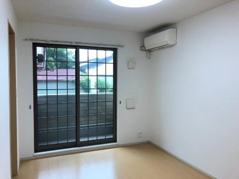 バルコニー　※同物件104号室