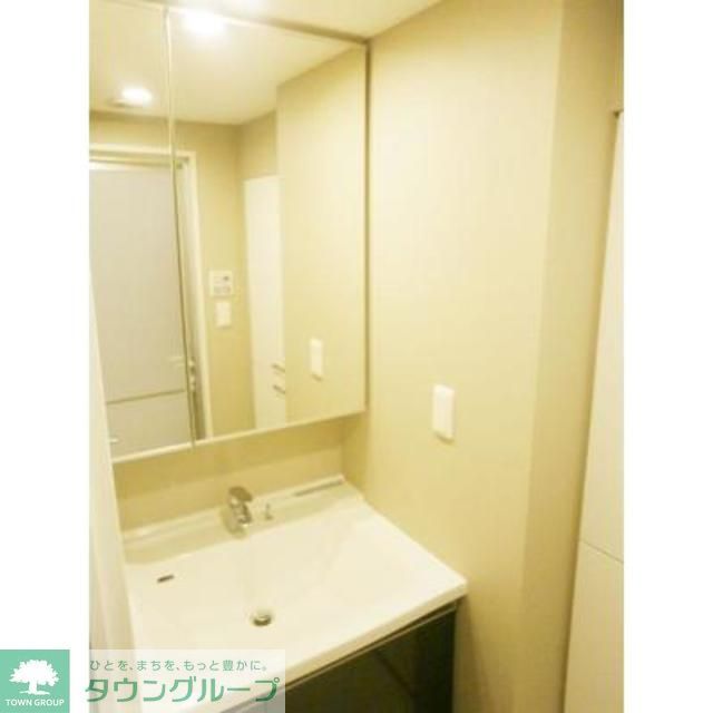 洗面設備　※写真は同タイプ住戸です。